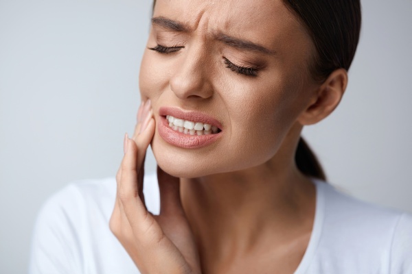 At Home First Aid For Common Tooth Injuries